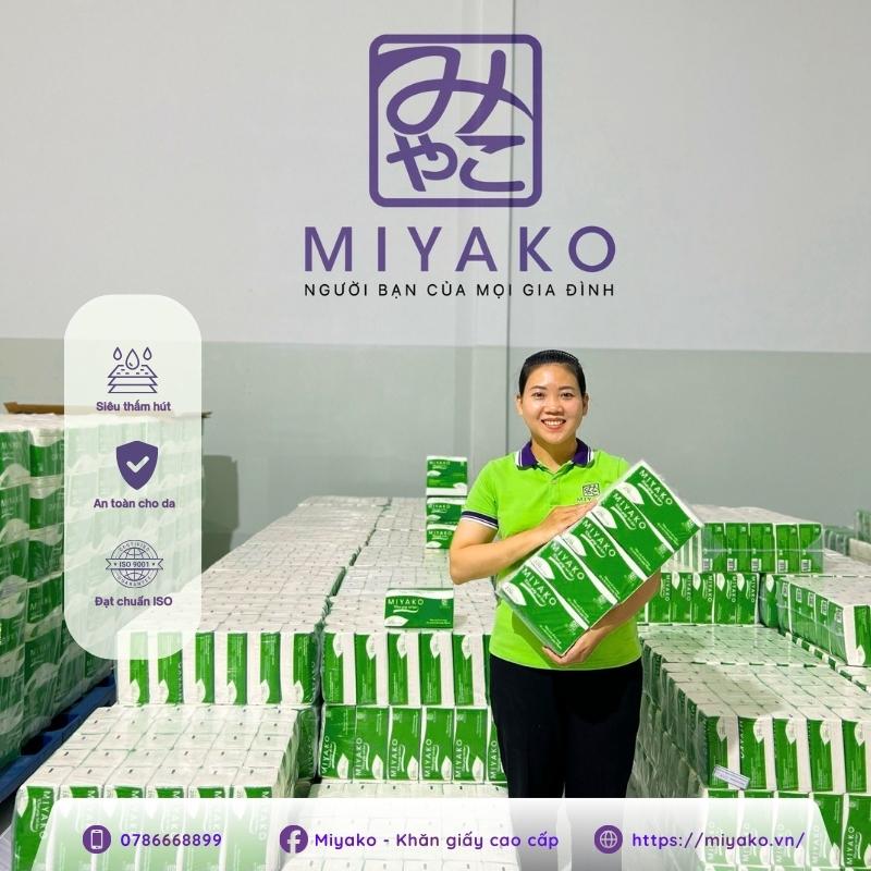 Khăn giấy rút Miyako sản xuất từ bột giấy nguyên sinh, đạt tiêu chuẩn ISO
