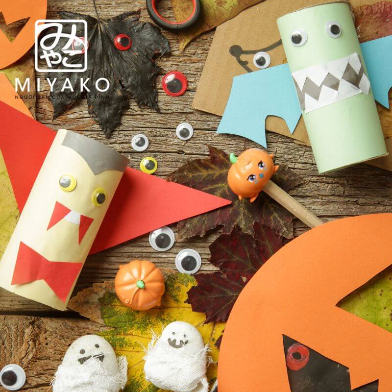 Những ý tưởng trang trí Halloween từ giấy vệ sinh hoặc lõi giấy vệ sinh 