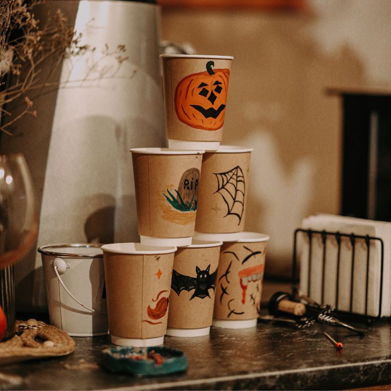 Vì sao nên chọn trang trí Halloween bằng giấy?